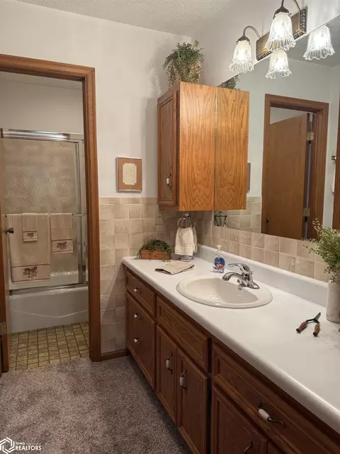 300 N Sumner Ave, Creston, IA 50801 photo 34