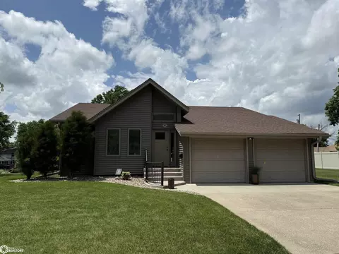 300 N Sumner Ave, Creston, IA 50801