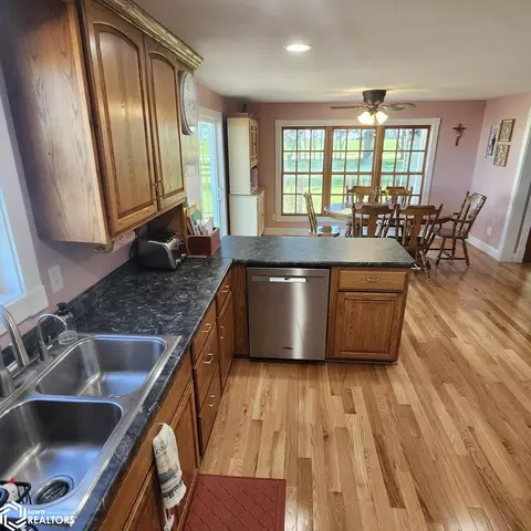 Kitchen - 1827 130th St, Bode, IA 50519 photo 1 of 3