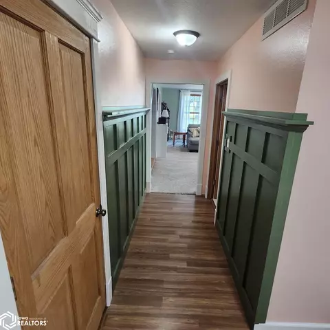 Entry Way - 1827 130th St, Bode, IA 50519 photo 1 of 4
