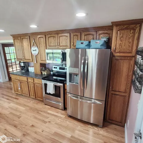 Kitchen - 1827 130th St, Bode, IA 50519 photo 3 of 3