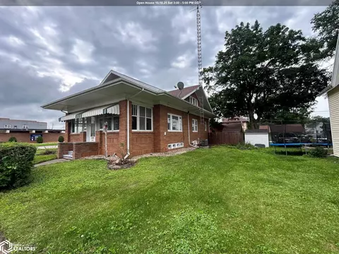 302 1st St NW, Hampton, IA 50441 photo 1