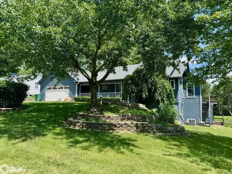 303 Pine Ridge St, Bloomfield, IA 52537