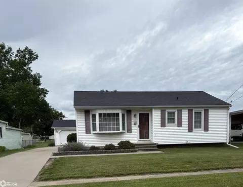 213 Lynwood Ave, Ottumwa, IA 52501
