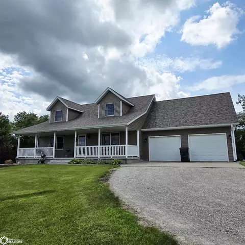 2196 Oxford Ave, Oskaloosa, IA 52577