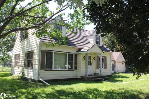 860 Division St, Garner, IA 50438 photo 2