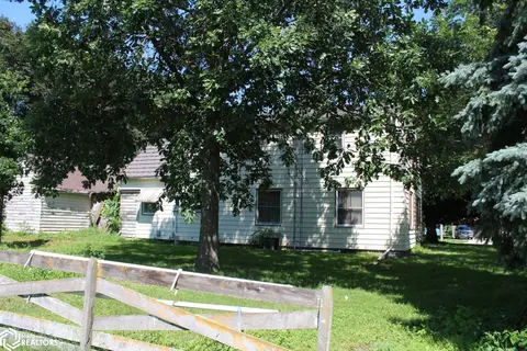 860 Division St, Garner, IA 50438 photo 4