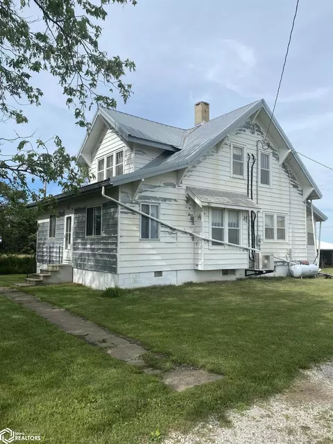 12050 330th Ave, Humeston, IA 50123