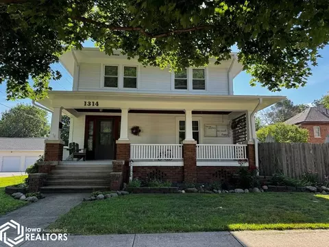 1314 Des Moines St, Webster City, IA 50595