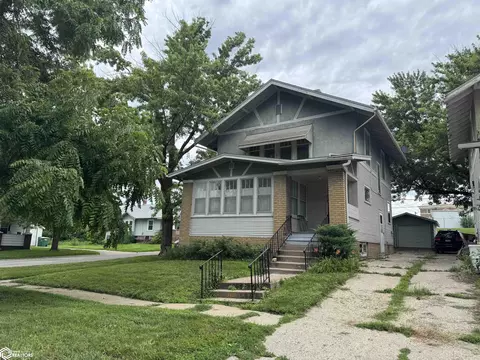 213 N Oak St, Creston, IA 50801