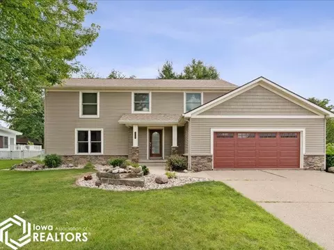 3109 Crystal Dr, Burlington, IA 52601