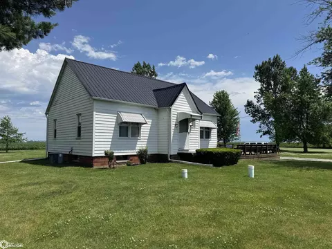 1844 Racine Ave, Mount Union, IA 52644