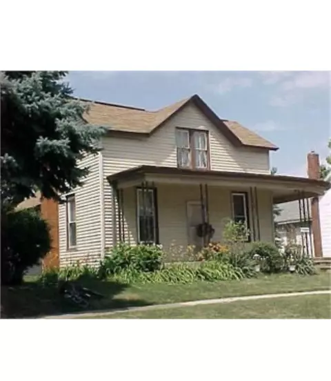 1627 Avenue I, Fort Madison, IA 52627