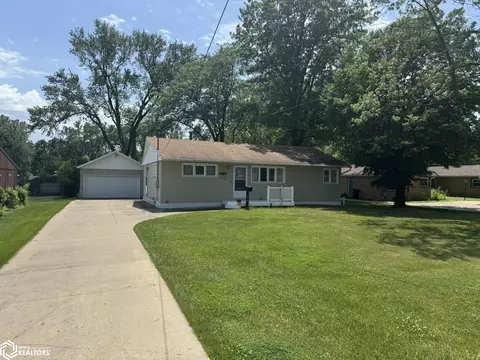 546 Crestview Ave, Ottumwa, IA 52501
