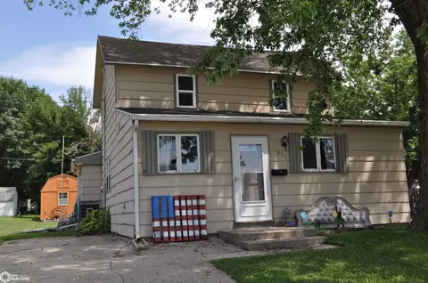 926 Boylan Ave, Carroll, IA 51401