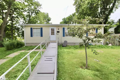 325 N 5th St, Keokuk, IA 52632