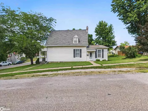 Exterior - 80 S 7th St, Hamilton, IL 62341 photo 1 of 8