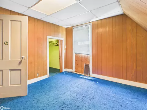 Bedroom - 80 S 7th St, Hamilton, IL 62341 photo 5 of 9