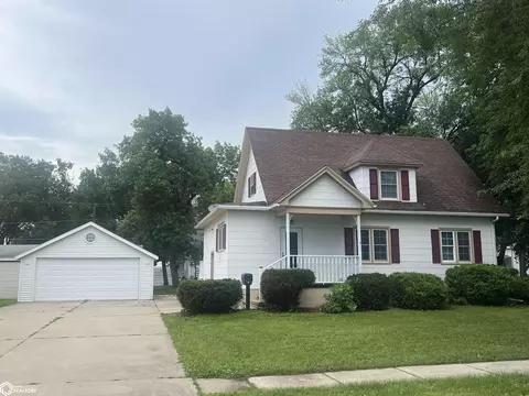 102 5th St N, Humboldt, IA 50548