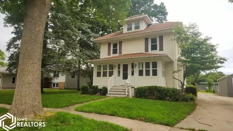 619 S Harlan St, Algona, IA 50511