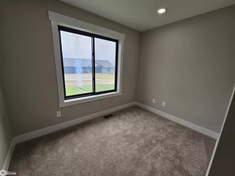 Bedroom - 1407 E 10th St, Carroll, IA 51401 photo 1 of 9