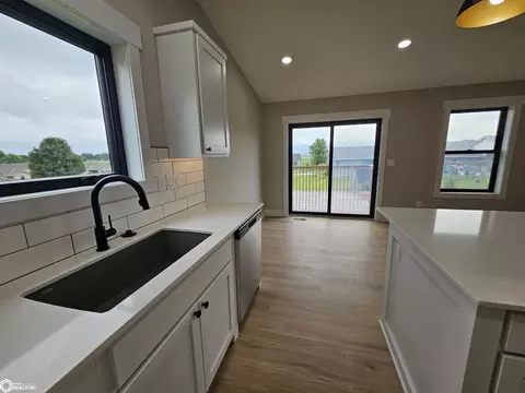 Kitchen - 1407 E 10th St, Carroll, IA 51401 photo 3 of 3