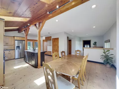 Dining - 1440 Olive Ave, Hampton, IA 50441 photo 1 of 4