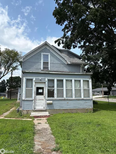 1701 Palmer St, Emmetsburg, IA 50536