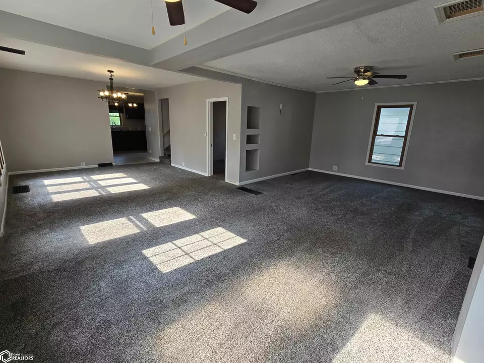 Living - 1110 Elm St, Webster City, IA 50595 photo 1 of 3