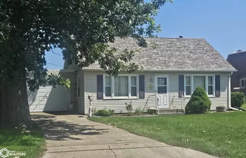 1305 Bank St, Webster City, IA 50595