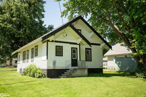101 Ash Ave W, Swea City, IA 50590