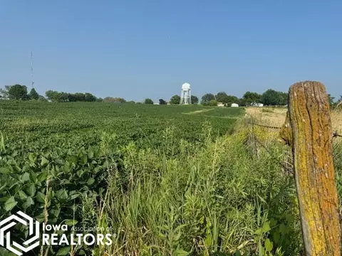 1710 Bent St, Bedford, IA 50833
