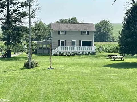 210 Railway St, Marshalltown, IA 50158