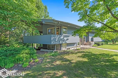 6 Deborah Dr, Bloomfield, IA 52537