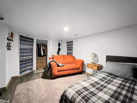 Bedroom - 220 5th Ave NE, Hampton, IA 50441 photo 6 of 7