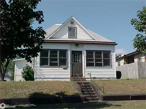 1731 Avenue J, Fort Madison, IA 52627