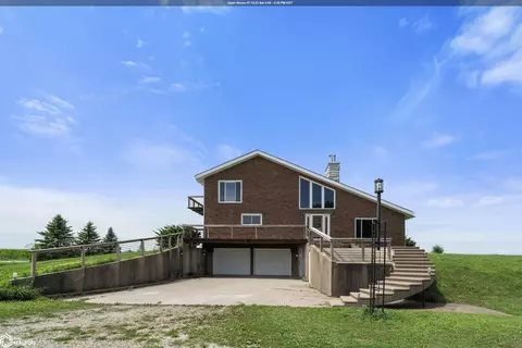 2411 160th St, Mount Union, IA 52644