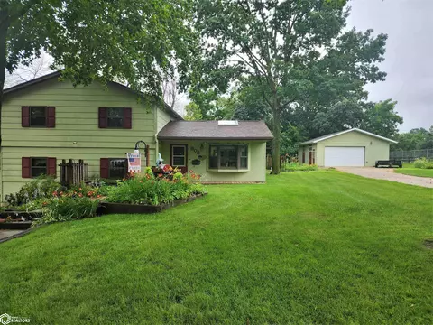908 N Wooster St, Algona, IA 50511