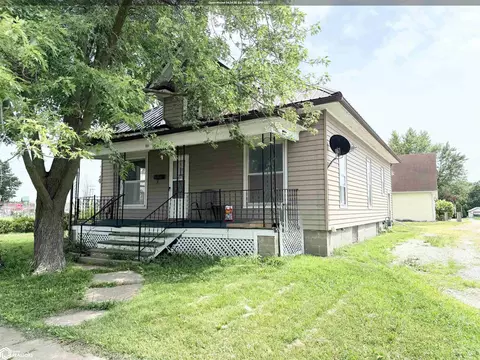 414 E Sheridan Ave, Centerville, IA 52544