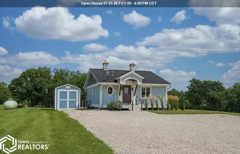 3148 Crestview Dr, Ellston, IA 50074