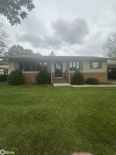 310 Lee Ln, Iowa Falls, IA 50126