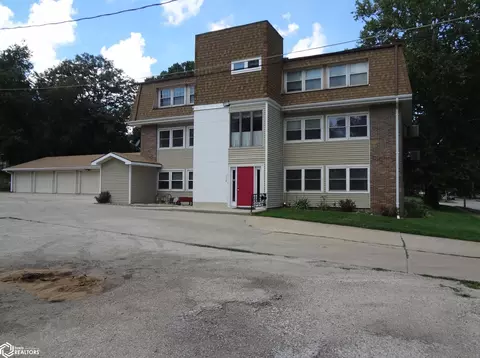 314 N 17th St #3, Clarinda, IA 51632