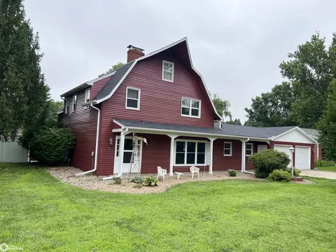 1321 W 13th St S, Newton, IA 50208