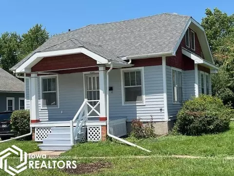 1001 W Briggs Ave, Fairfield, IA 52556