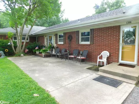 1306 E Circle Rd, Denison, IA 51442 photo 2