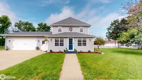 516 S Broadway St, Manly, IA 50456