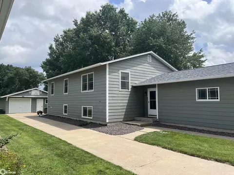 812 Ramsey St, West Burlington, IA 52655