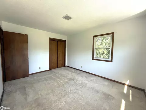 2527 23rd St, Eldon, IA 52554 photo 18