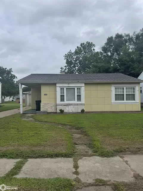 2423 Avenue G, Fort Madison, IA 52627