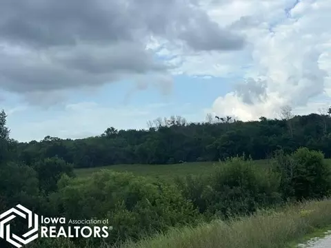 24769 490th St, Chariton, IA 50049